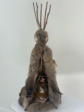 Cuddle Kins Native American Baby With Teepee and Rug Accessories
